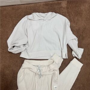 Alo Ribbed Hoodie & Jogger Set in Cream
